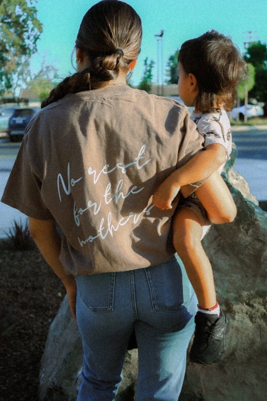 “No rest for the mothers” t-shirt